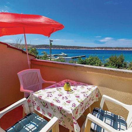 Nice Apartment In Rab With Kitchen Barbat na Rabu 外观 照片