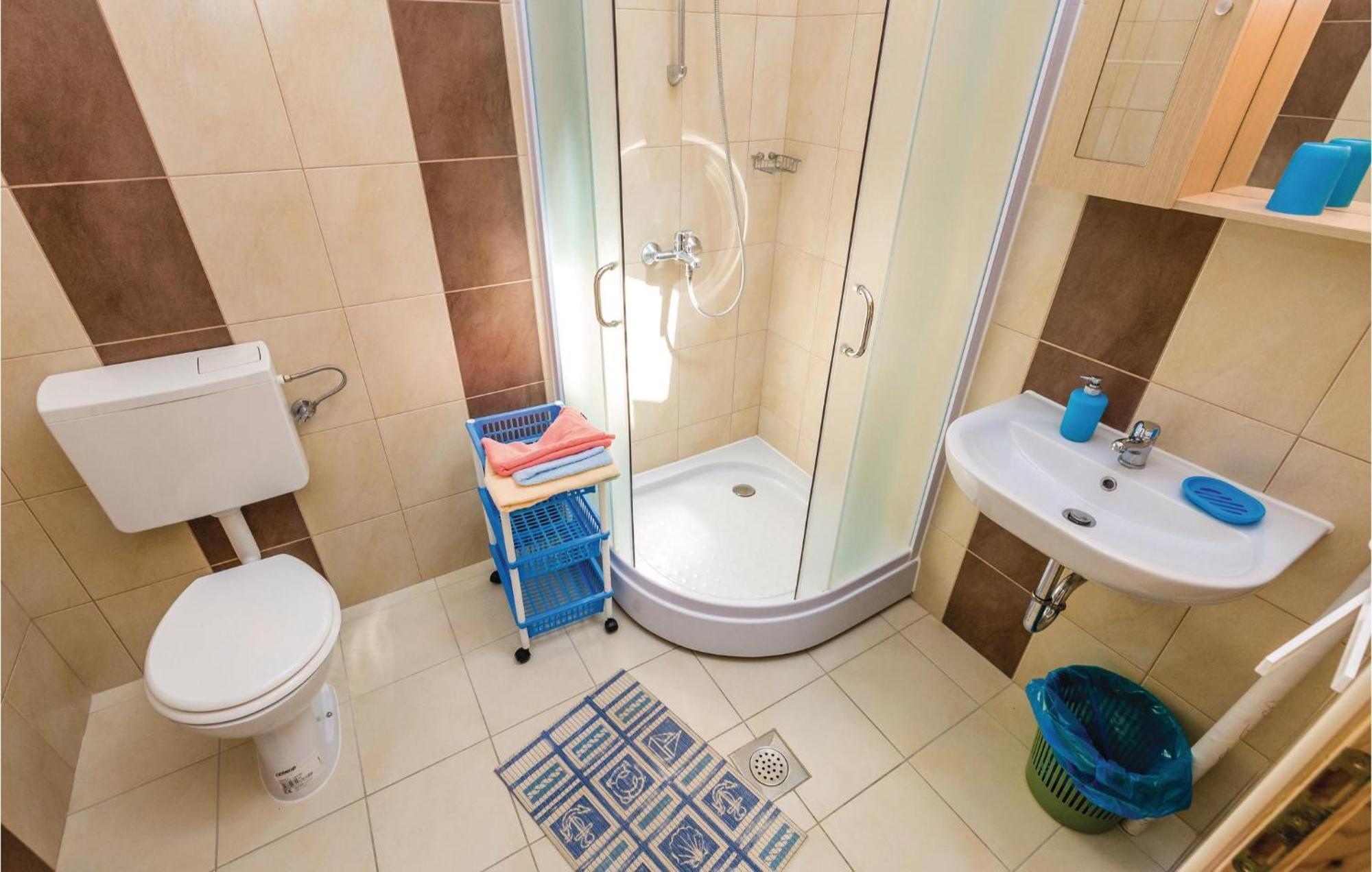 Nice Apartment In Rab With Kitchen Barbat na Rabu 外观 照片